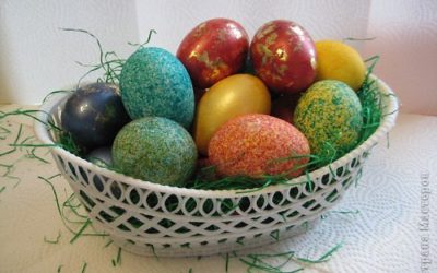 Покраска яиц